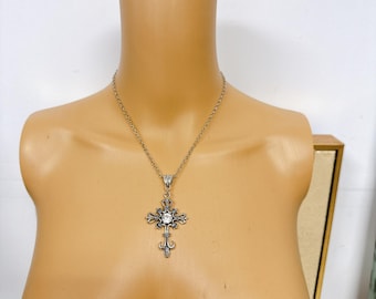 Vintage Silber Gothic Kreuz Halskette, Zirkon eingelegte Anker & Fleur-de-lis Anhänger