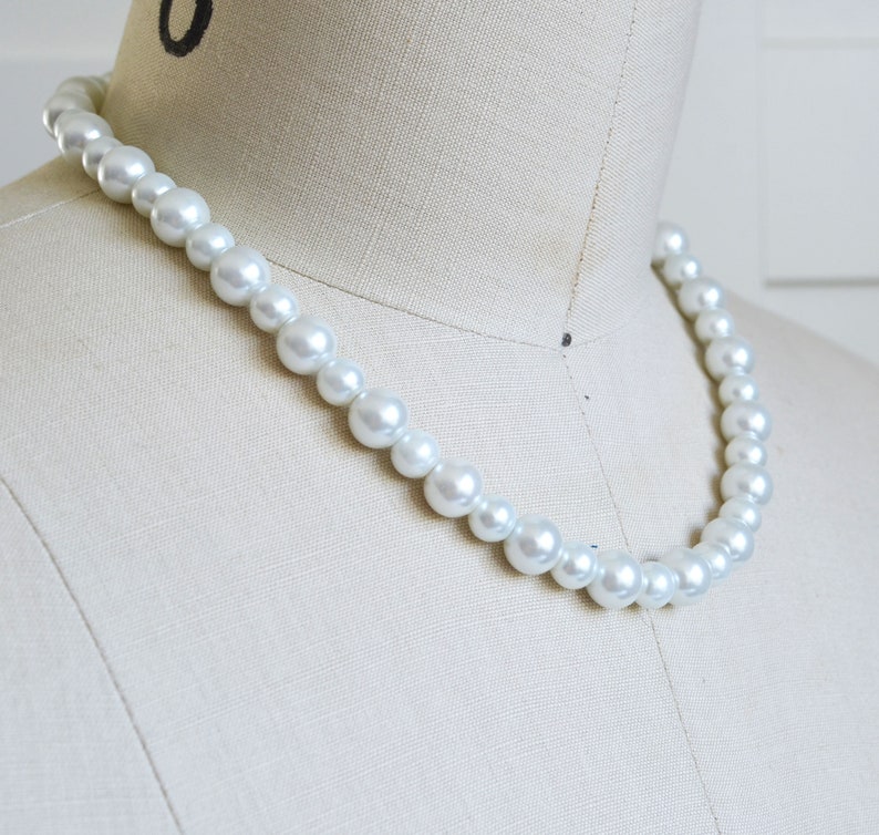 White Pearl Jewelry Set, Pearl Bridesmaid Jewelry Set, White Pearl Necklace, White Flower Girl Jewelry, Inexpensive White Pearl Necklace image 4