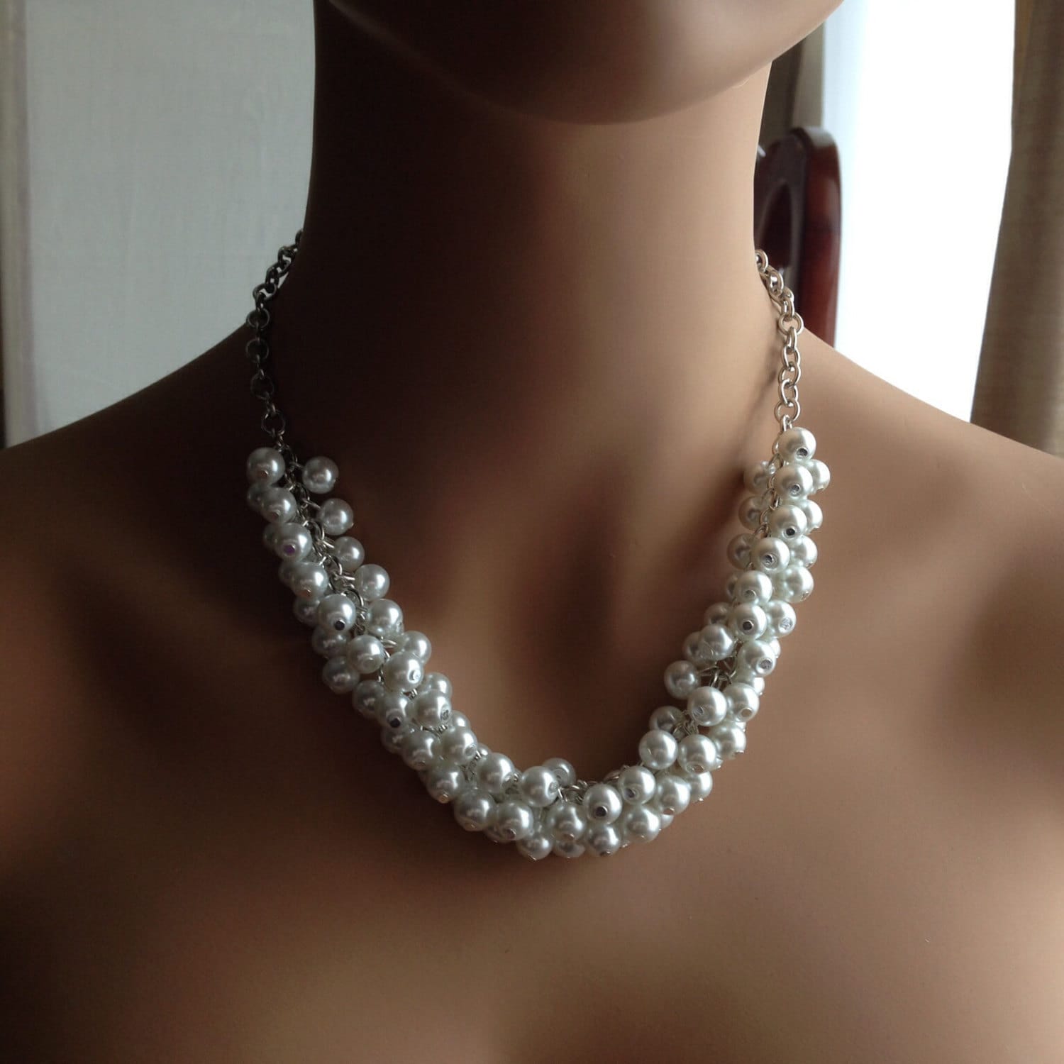 Loralie Pearl Necklace Chalk White