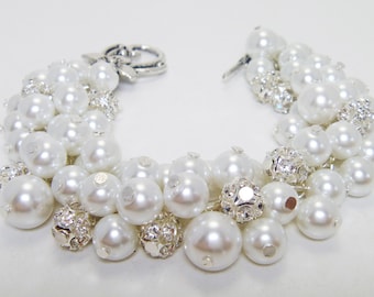 White Pearl Bracelet, Pearl Cluster Bracelet, White Pearl Cluster Bracelet. Bridal Pearl Bracelet, Pearl Bridesmaid Bracelet, Pearl Jewelry