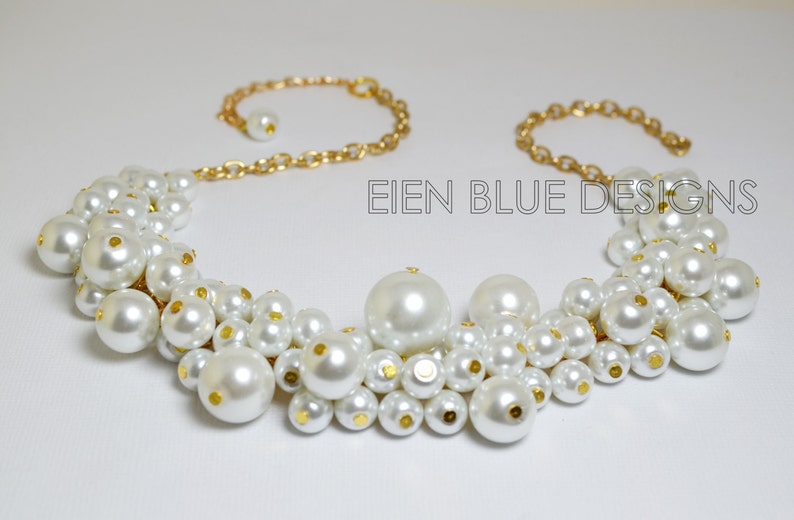 White Pearl Necklace, Pearl Cluster Necklace, Bridal Pearl Chunky Necklace, Pearl Cluster Necklace, Bridesmaid Pearl Necklace, Pearl Jewelry image 3