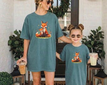 Mother and Baby Fox T-Shirt, Woodland Animal Family Graphic, Mommy and Me Art