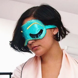 Desayuno en Tiffany's Sleep Mask, Holly Golightly Eye Mask, Pestañas Sleeping Eye Mask, Regalo de propuesta de dama de honor, Favor de despedida de soltera