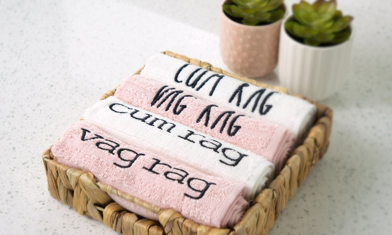 Bachelorette Naughty Gift, Cum Rag Washcloth, Vag Rag Washcloth, After Sex Towel, Gag Gifts for Bride, Couple Funny Gift imagem 1