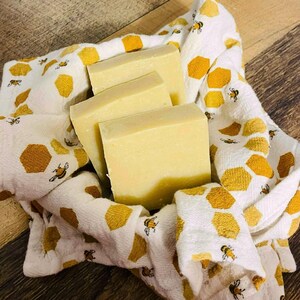 Organic Lemon-Eucalyptus Bug Bar - Handcrafted, Small Batch, Cold-Process Soap