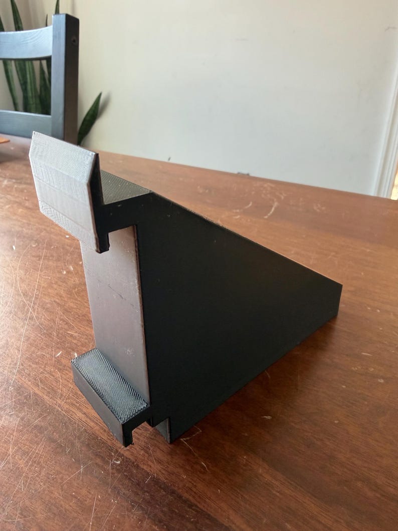 Rear angle of Dewalt clamp holder product