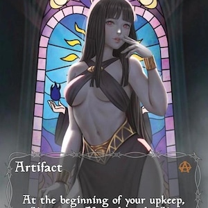 Puede incluir: Una carta de fantasía con un personaje de pelo oscuro con un atuendo revelador, ambientada en una vidriera. La carta está etiquetada como "Mana Crypt" con el número "0" y el tipo "Artifact". El texto detalla el efecto de la carta, incluyendo lanzamientos de monedas y daño.