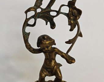 Vintage Brass Cherub Candle Holder with Grapevine