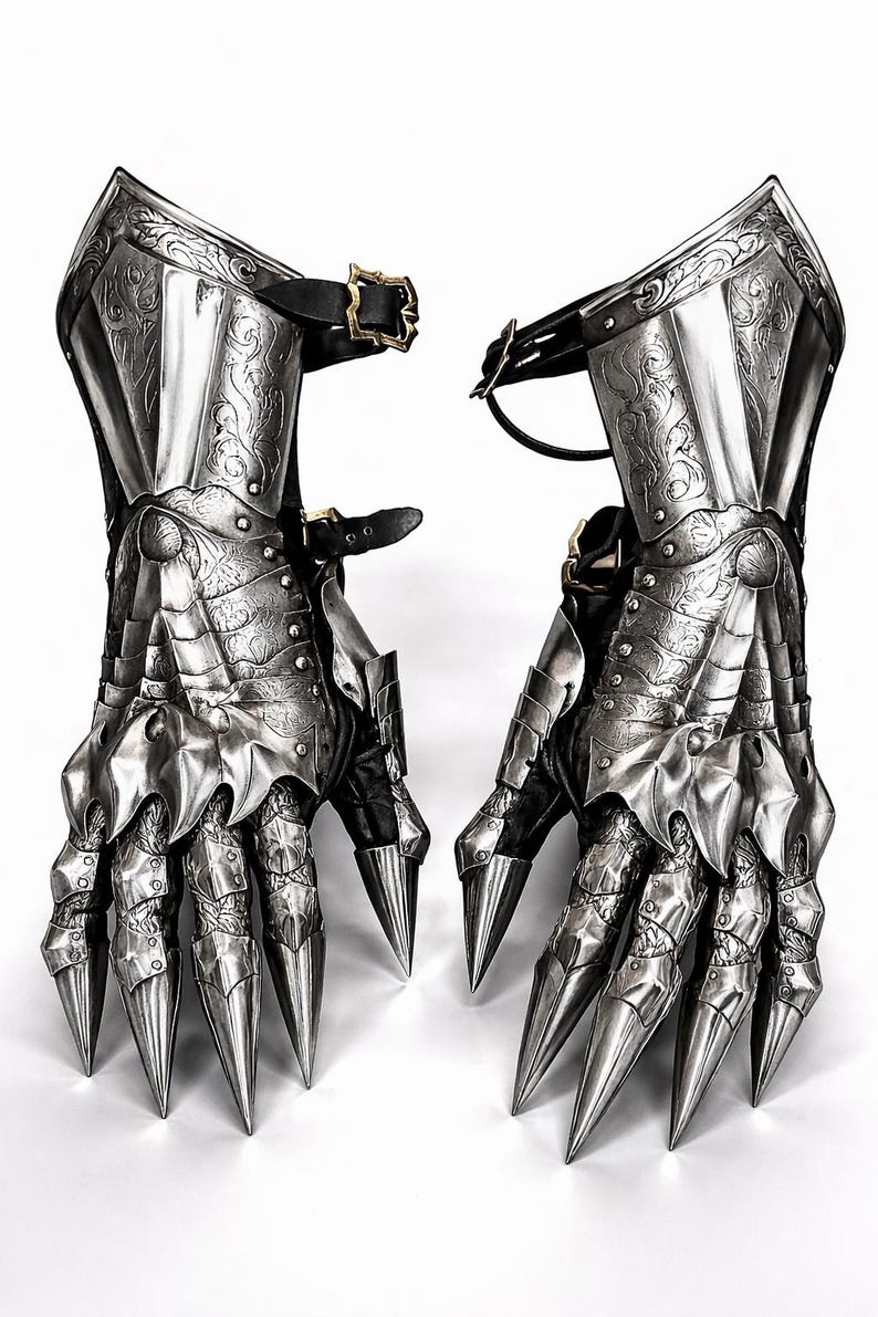 Steel Claw Gauntlets | Medieval Engraved Hand Armor, Gothic Knight ...