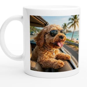 Taza con diseño de Cavapoo o Cockapoo, regalo de inauguración de casa "Viviendo mi mejor vida", regalo personalizado para amantes de los perros.