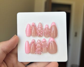 Schattige roze strikpers!