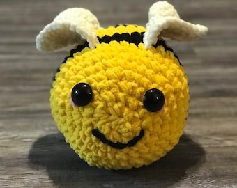 Crochet Bee - Medium