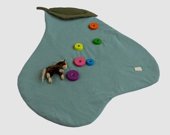 Pear shaped crawling mat by hjärtslag design - baby's first adventure! - in different colors