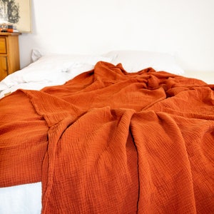 Muslin bedcover, soft muslin blanket, double gaze bedspread, muslin blanket for modern interior, cotton throw, structured cotton blanket image 5