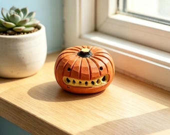 Hand Carved Wooden Jack-o-Lantern Figurine, Spooky Pumpkin Monster Statue Halloween Fall Desk Decor Gift