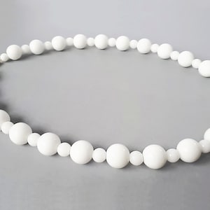 Vintage Milk Glass Bead Necklace - 20 inch