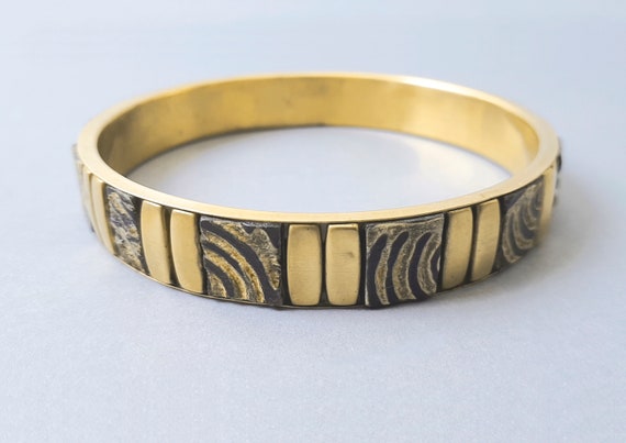 Vintage brass and carved wood  bracelet Brass met… - image 3