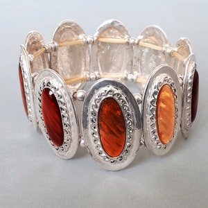 Vintage  enamel  silver tone metal stretch bracelet