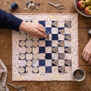 Checkerboard Quilt Pattern PDF, Travel Board Game Sewing Tutorial, Beginner Friendly Quilt Pattern (Digital Download)