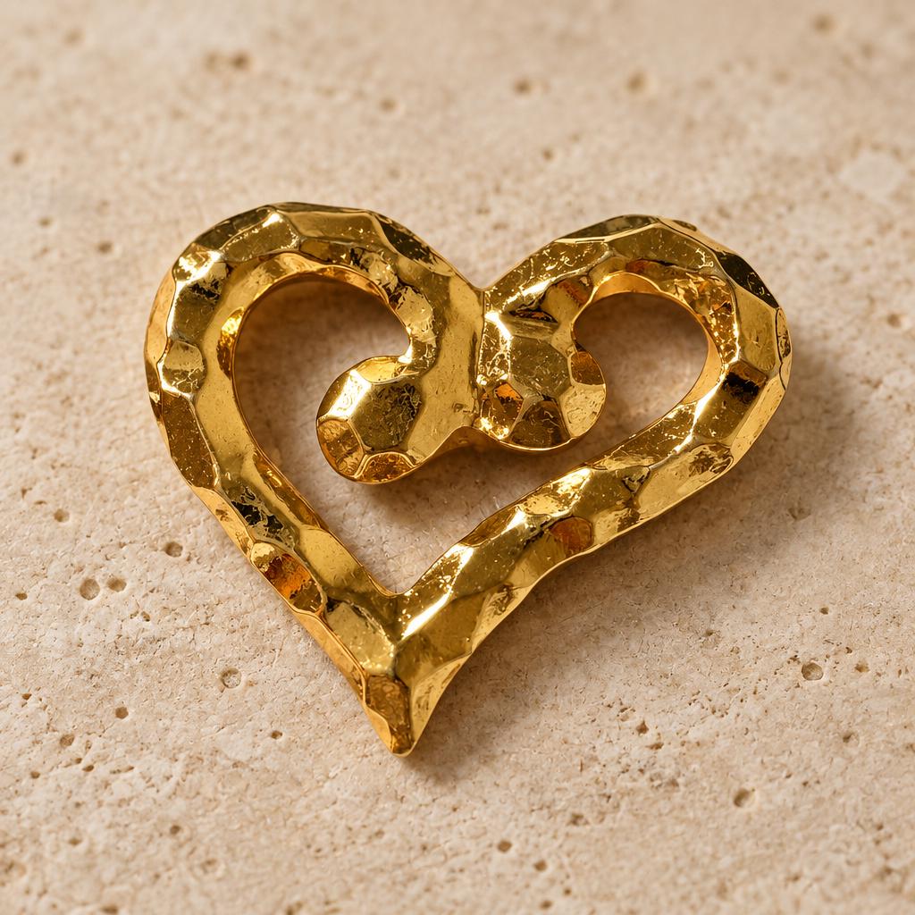 Christian Lacroix　ヴィンテージハート アンカー錨 Christian Lacroix Brooch Heart - Etsy