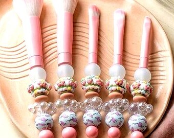 Make-Up Brush Set of 5 | Alternative Make Up | Custom Make-Up Brushes | Beaded Accessories