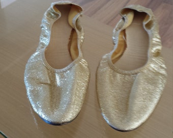 1950s Gold Lurex Flats