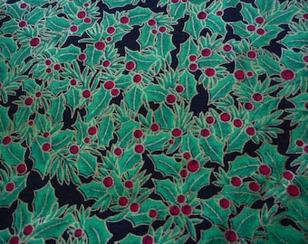 Brand New Christmas Holly Berry 100% Cotton Fabric 18" x 44"                     (Half Yard)