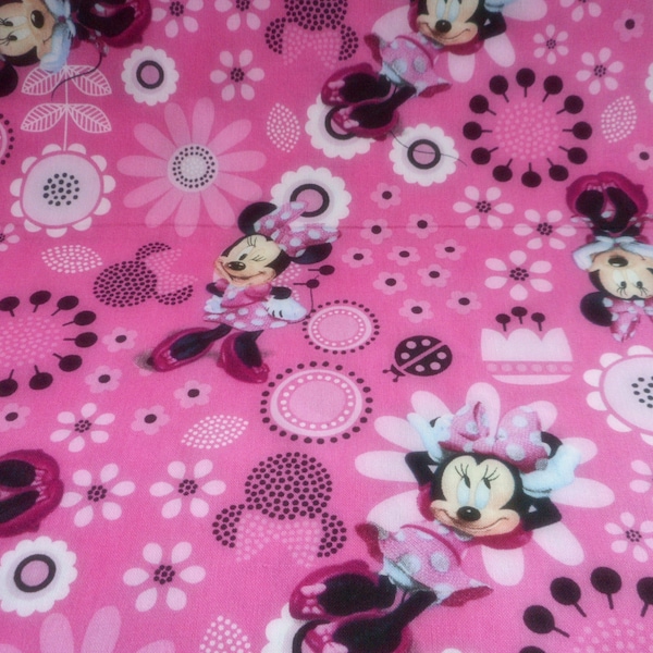 Brand New Beautiful Girly Girl Minnie Mouse Fabric 100% Cotton 18 Inches x 44 inches    (Half Yard)