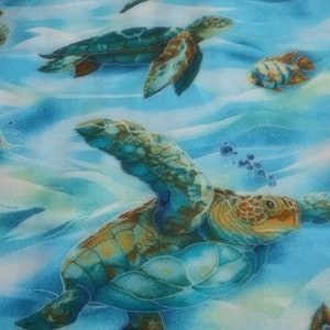 Brand New Sea Turtle and Fish Fabric 18" x 44" 100% Cotton      (Half Yard)