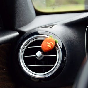Felt Wool Carot Car Air Freshener | Vent Clip Essential Oil Diffuser| Car Accessory | Natural Eco Car Freshener | Teacher Appreciation Gift