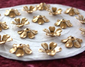 Raw Brass Flower Stampings, Metal Stamped Flowers, Vintage Style Metal Flowers, Made in the USA  STA-050