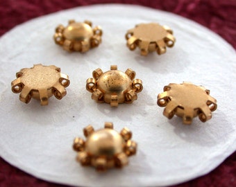 Brass Flower Stampings, Metal Stamped Flowers, Vintage Style Metal Flowers STA-056