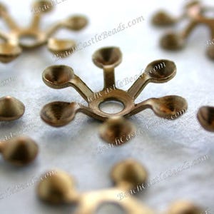 Raw Brass Flower Rhinestone Settings, Vintage Style Brass Jewelry Supplies, Made in America USA, Hair Craft Supplies  STA-308