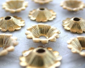 Raw Brass Flowers Vintage Style Supplies, Collage, Hair Craft Supplies, Jewelry Supplies, Made in USA, Wedding Supplies, Enameling STA-311