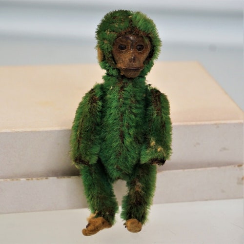 1920s Schuco Piccolo Monkey Jointed Green Mohair and Felt Chimp 3 1/2