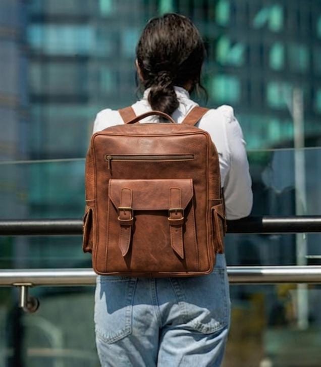black backpack with laptop pocket Eastpak Day Office fulfilmentUSA Photographers Best Camera Backpack The main front compartment Colour:Pebble Blue