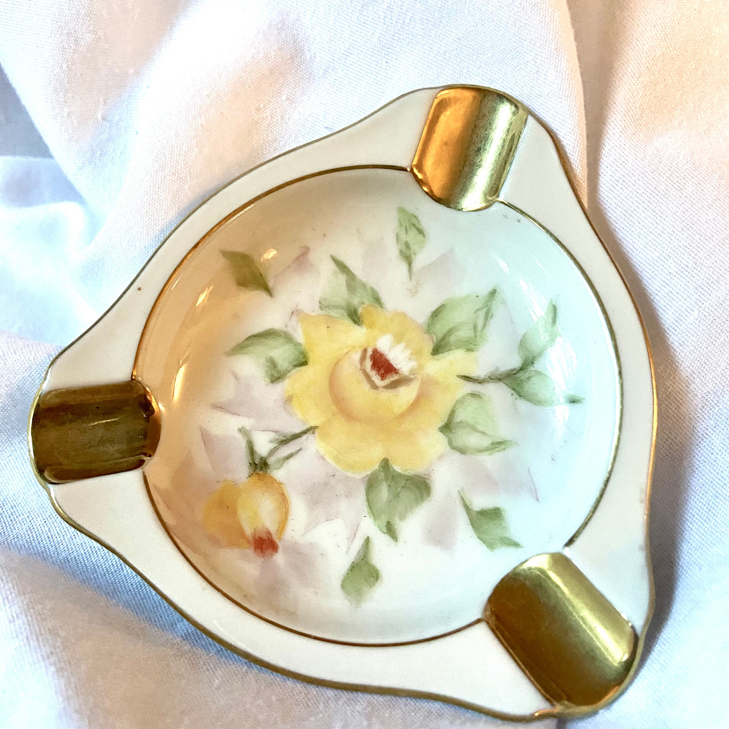 [新品未使用・希少]　TRINIDAD 置き型灰皿 陶器 ゴールドパターン ヴィンテージ プランケンハンマー フロス バイエルン フローラル 灰皿