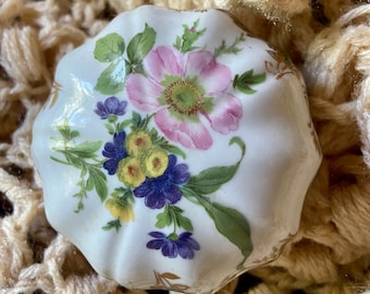 Vintage Asian Box Ceramic Porcelain Pink Poppy Floral Bouquet Jewelry Holder Heirloom by Toyo