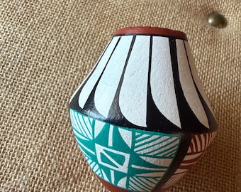 Vintage Native American Jemez Pueblo Hand Painted AZ Pottery Tribal Geometric Pattern 3.5" Seed Pot Vase Signed Turquoise Black White Brown