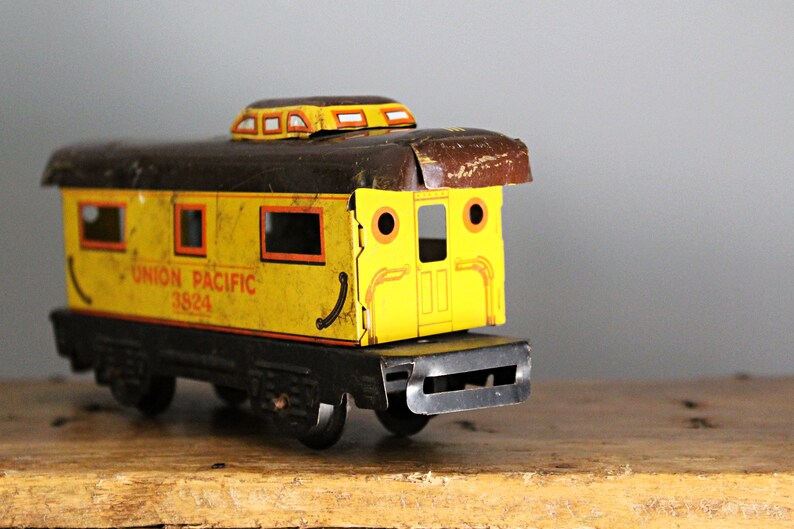 Vintage Tin Train Cars Tin Toy Train Cars Tin Railroad Cars Etsy