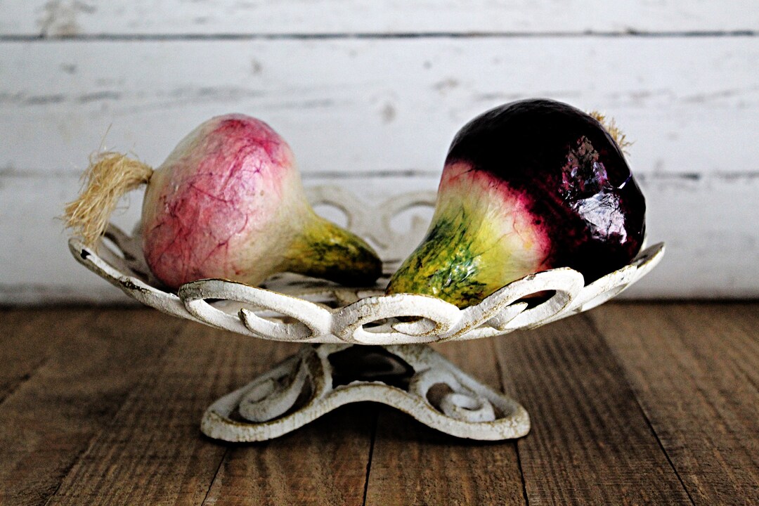Vintage White Cast Iron Footed Bowl With Paper Mache Beets, Country Decor, Aged Cast Iron, Paper