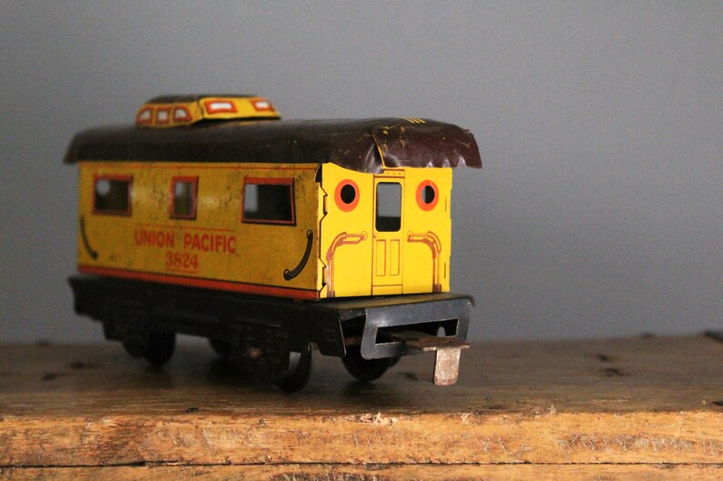 Vintage Tin Train Cars Tin Toy Train Cars Tin Railroad Cars Etsy