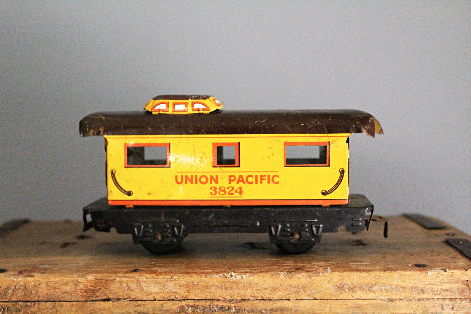 Vintage Tin Train Cars Tin Toy Train Cars Tin Railroad Cars Etsy