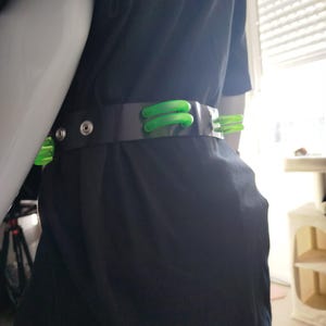 cybergoth, cyberpunk, cyberkawaii, punk rave i futurystyczny pas do cosplayu