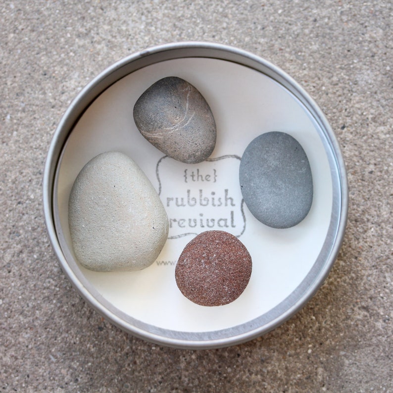 Sea Stone Magnets in Gift Tin image 1