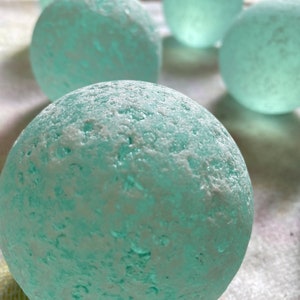 Super Frosty - LIMITED EDITION - Seaglass Ball with Stand