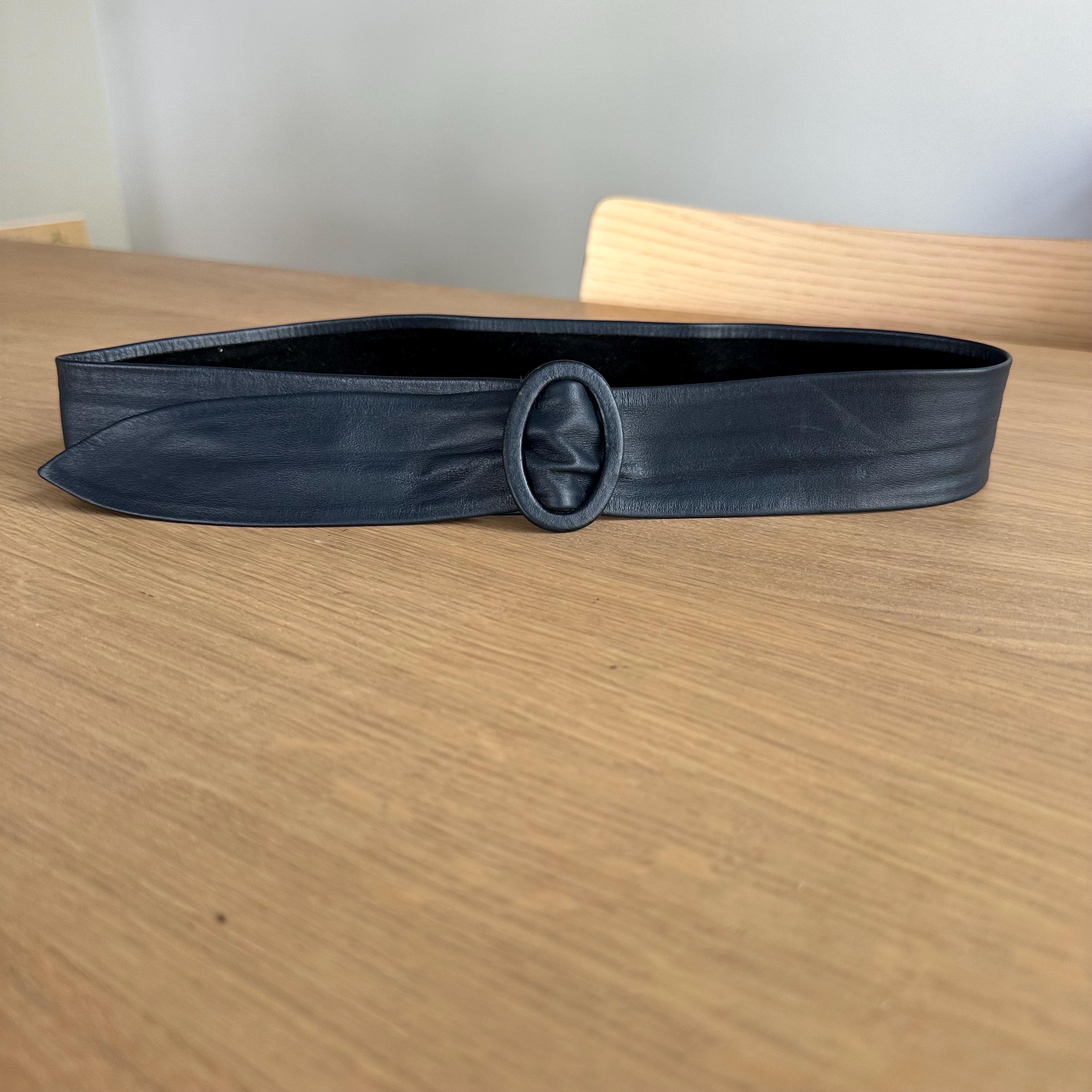 Astor‎ - vintage black leather belt Astor Belt in Black main image 4