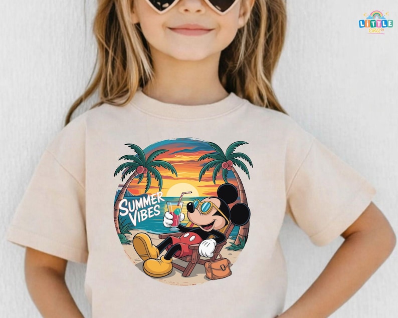 Chemise Mickey Summer Vibes, chemise de plage Mickey Mouse, t-shirt Disney Family Summer Vibes, chemise familiale assortie pour les vacances d'été, t-shirt voyage d'été image 1