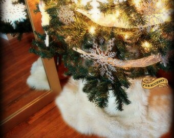 Faux Sheepskin Christmas Tree Skirt, Round Luxury Faux Fur