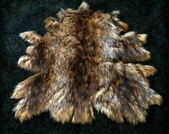 Faux Fur Shag Sheepskin Throw Rug - Shaggy - Soft - Thick - Maple Leaf Design Shag Carpet - Fur Accents Designer Rugs USA